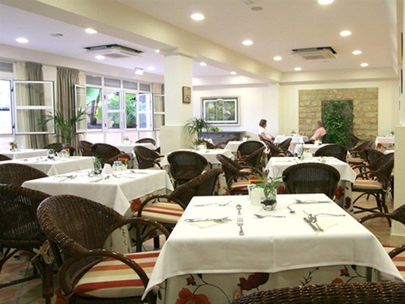 Apartamentos Jardin Del Conde บาเญ กรันเรย์ ภายนอก รูปภาพ